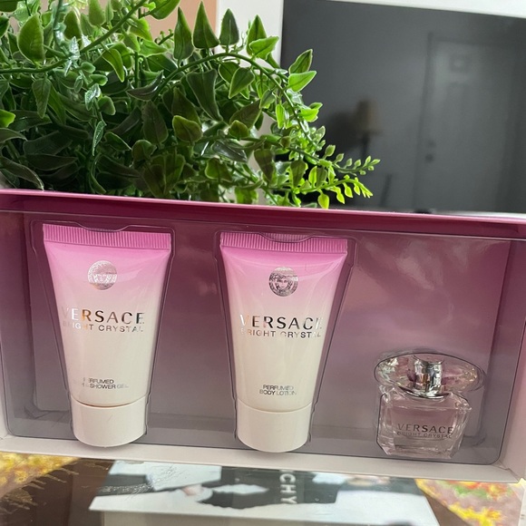 versace - Picture 5 of 6